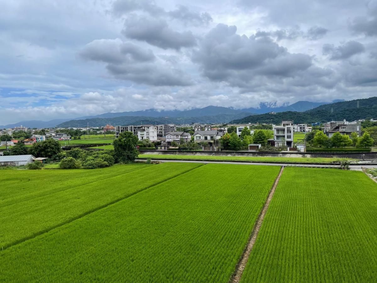方興top會館 全新包棟電梯民宿 Sanxing Township Exterior foto